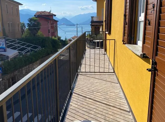 Around Maggiore Apartman