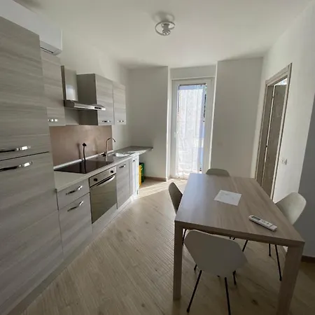 Apartment Around Maggiore Reno Di Leggiuno