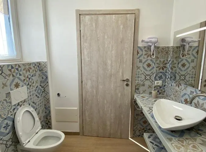 Around Maggiore 公寓 *